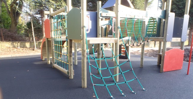 Climbing Frame with Monkey Bars in Ashwater